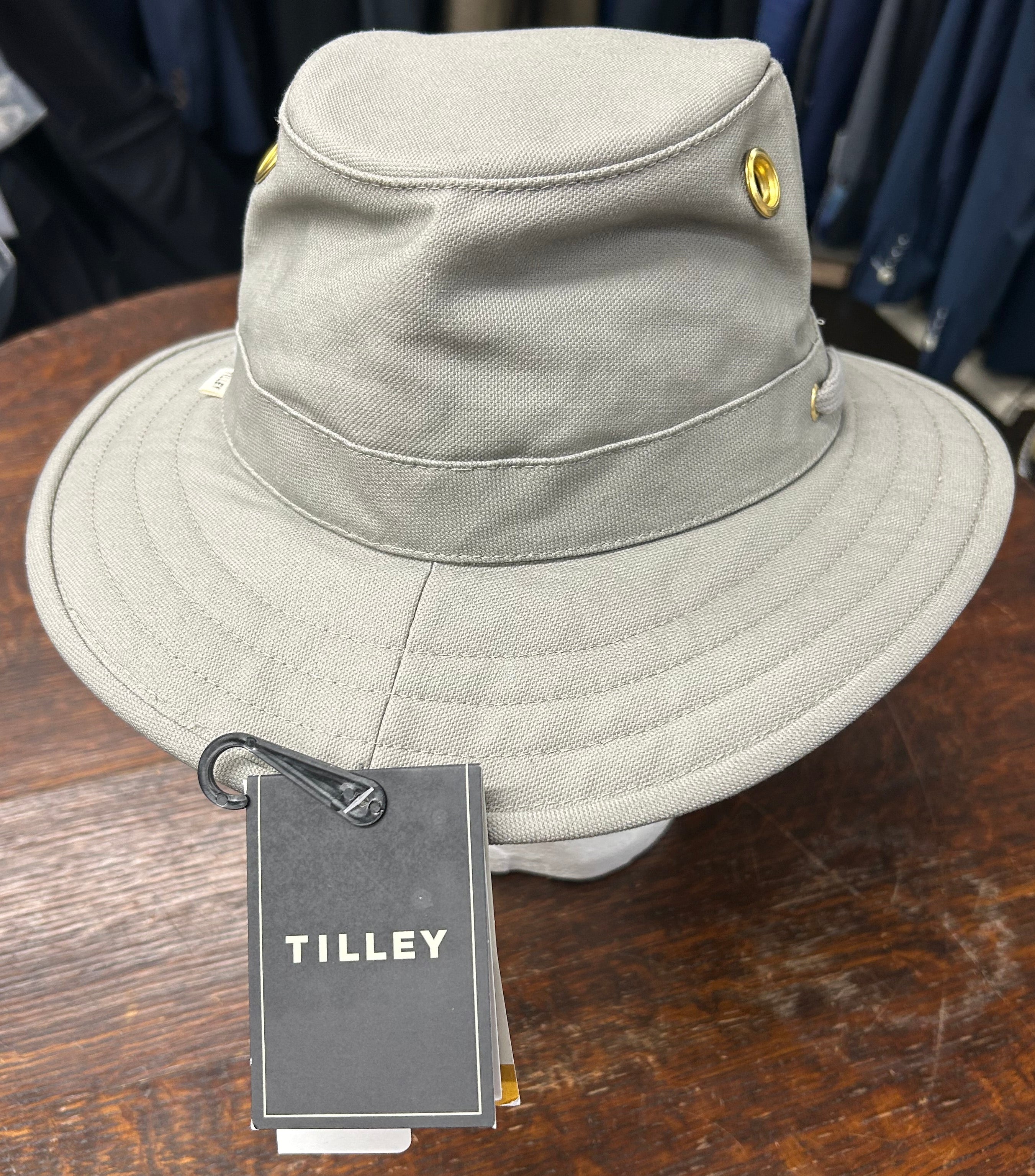Tilley T5 Adventure Hat